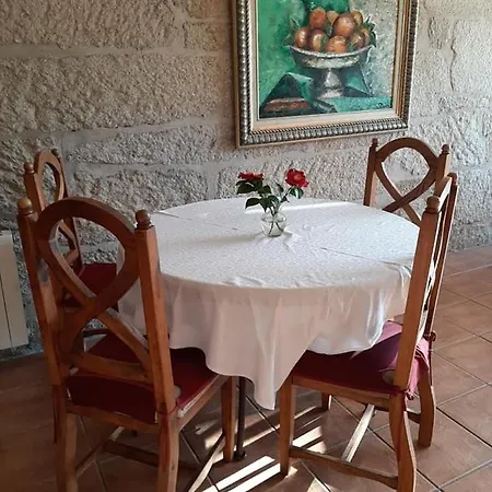 Casa rural Os Areeiros & Bodega *