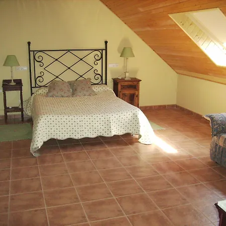 Os Areeiros & Bodega Hétvégi ház