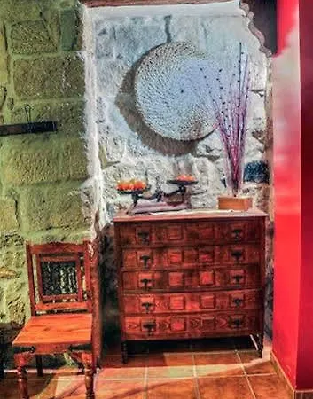 Os Areeiros & Bodega Casa rural *