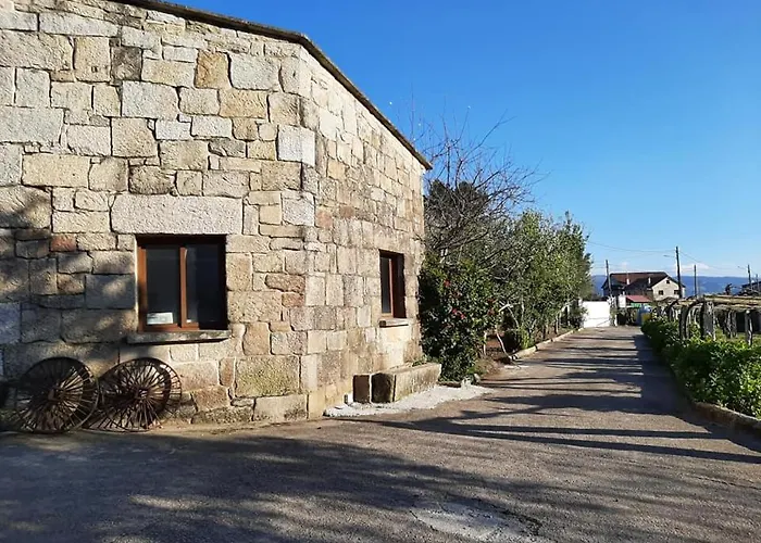 Os Areeiros & Bodega 산타크리스티나데코브레스